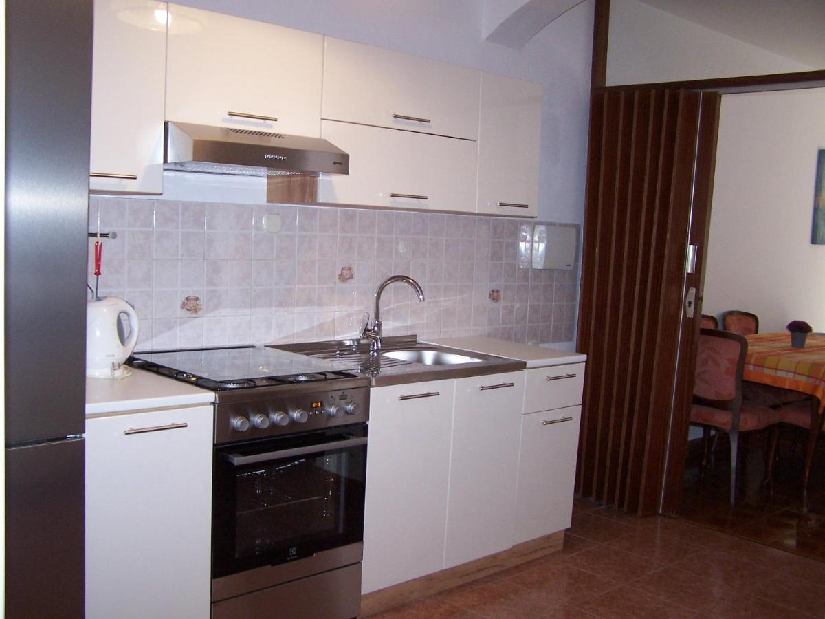 Apartments Sestan Novalja Extérieur photo