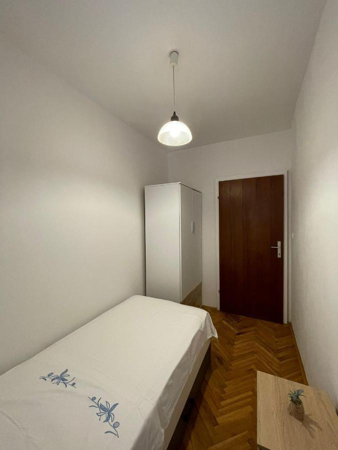 Apartments Sestan Novalja Extérieur photo
